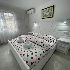 Romance Apartment Tirana